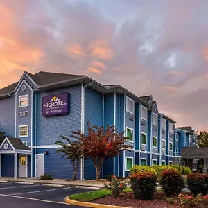 Motel Microtel And -, Salisbury